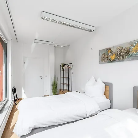 Apartman Divia - Lichtdurchflutete 3-zimmer Mit Terrasse - Zentral - Fuer Familien Und Geschaeftsreisende Erlangen