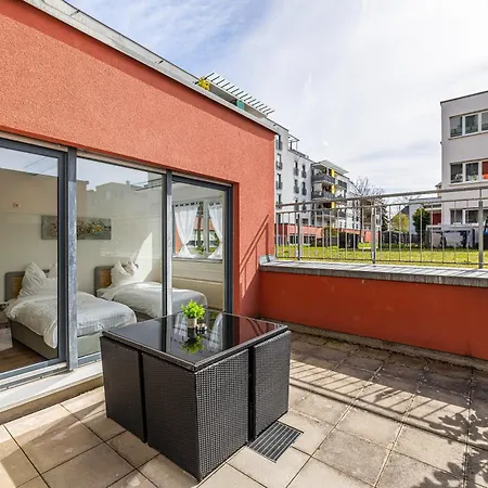 Apartman Divia - Lichtdurchflutete 3-zimmer Mit Terrasse - Zentral - Fuer Familien Und Geschaeftsreisende Erlangen