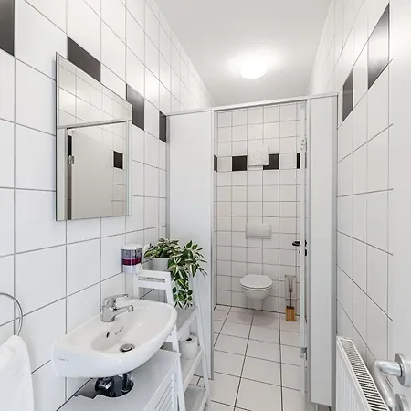 Divia - Lichtdurchflutete 3-zimmer Mit Terrasse - Zentral - Fuer Familien Und Geschaeftsreisende * Erlangen