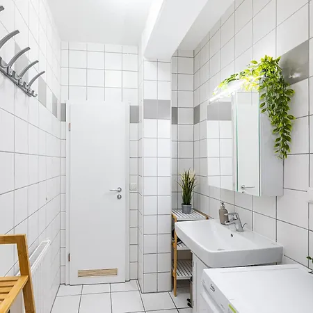 Divia - Lichtdurchflutete 3-zimmer Mit Terrasse - Zentral - Fuer Familien Und Geschaeftsreisende ארלנגן