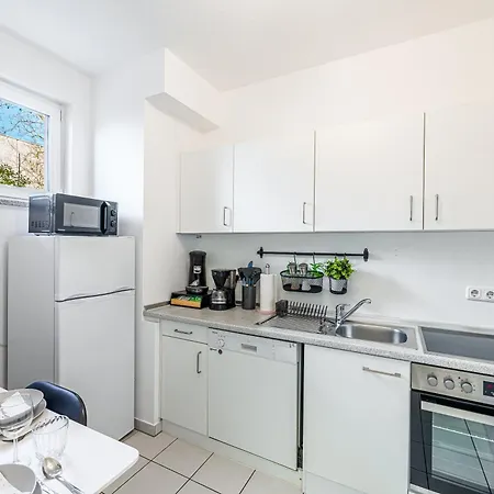 Divia - Lichtdurchflutete 3-zimmer Mit Terrasse - Zentral - Fuer Familien Und Geschaeftsreisende *