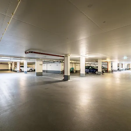 Divia - Lichtdurchflutete 3-zimmer Mit Terrasse - Zentral - Fuer Familien Und Geschaeftsreisende *